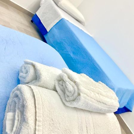 Locazione Breve Le Stanze Di Mandy Hotel Palermo Luaran gambar