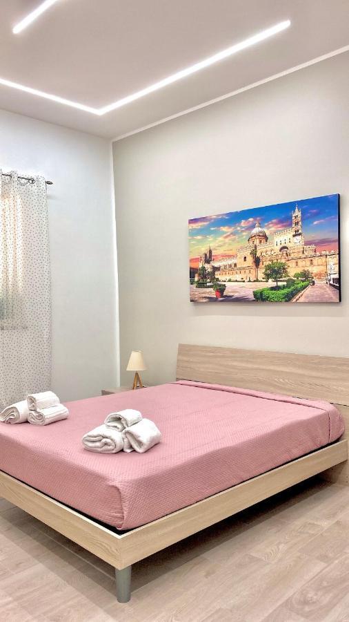 Locazione Breve Le Stanze Di Mandy Hotel Palermo Luaran gambar